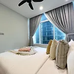 Sky Suites Calm 2Br Suite At Klcc